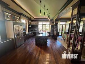 Дом 486м², 3-этажный, на длительный срок,