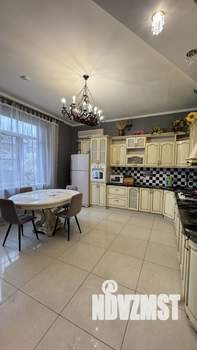 Дом 400м², 3-этажный, посуточно,