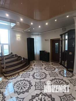 Дом 290м², 3-этажный, на длительный срок,