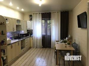 Дом 65м², 2-этажный, на длительный срок,