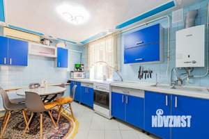 Дом 100м², 2-этажный, на длительный срок,