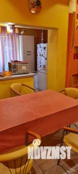 Дом 200м², 2-этажный, на длительный срок,