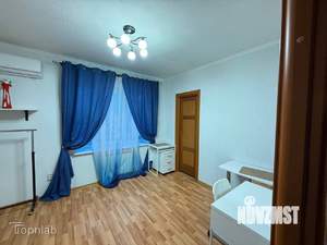 Дом 200м², 2-этажный, на длительный срок,