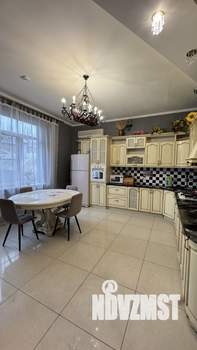 Дом 400м², 3-этажный, посуточно,