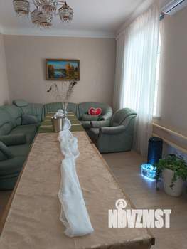 Дом 230м², 3-этажный, посуточно,