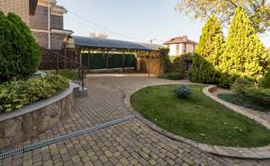 Дом 300м², 2-этажный, на длительный срок,