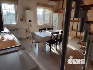 Дом 300м², 2-этажный, на длительный срок,