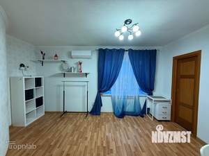 Дом 200м², 2-этажный, на длительный срок,