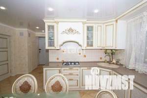 Дом 180м², 2-этажный, на длительный срок,