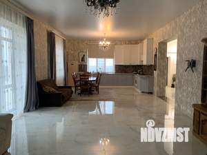 Дом 250м², 2-этажный, посуточно,