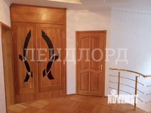 Дом 460м², 3-этажный, на длительный срок,