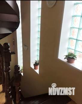 Дом 188м², 3-этажный, на длительный срок,