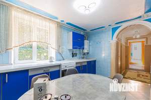 Дом 100м², 2-этажный, на длительный срок,