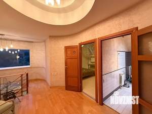 Дом 200м², 2-этажный, на длительный срок,