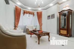 Дом 260м², 3-этажный, посуточно,