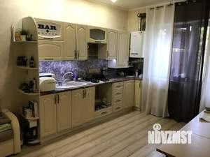 Дом 65м², 2-этажный, на длительный срок,