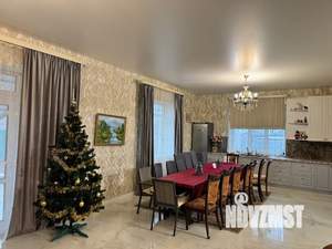 Дом 250м², 2-этажный, посуточно,