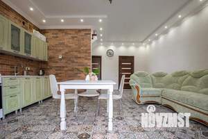 Дом 96м², 2-этажный, посуточно,