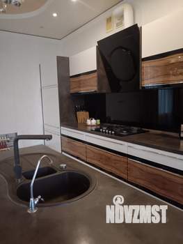 Дом 290м², 3-этажный, на длительный срок,