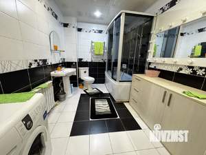 Дом 100м², 2-этажный, на длительный срок,