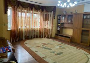 Дом 258м², 2-этажный, на длительный срок,