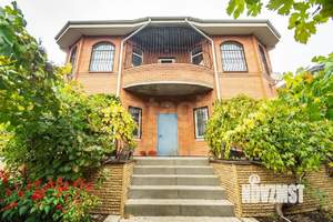 Дом 313м², 2-этажный, участок 7 сот.