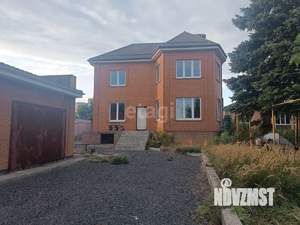 Дом 215м², 2-этажный, участок 8 сот.