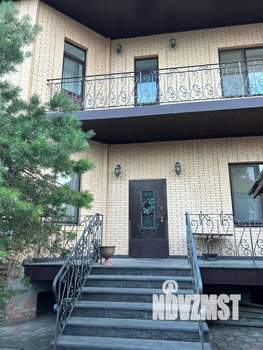 Дом 400м², 3-этажный, участок 7 сот.