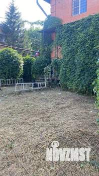 Дом 300м², 3-этажный, участок 8 сот.