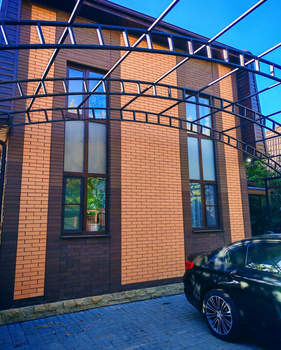 Дом 100м², 2-этажный, участок 4 сот.