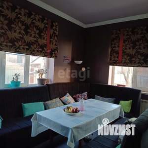 Дом 270м², 3-этажный, участок 5 сот.