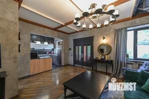 Дом 222м², 2-этажный, участок 7 сот.