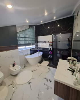 Дом 217м², 2-этажный, участок 3 сот.