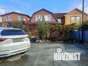 Дом 105м², 2-этажный, участок 3 сот.