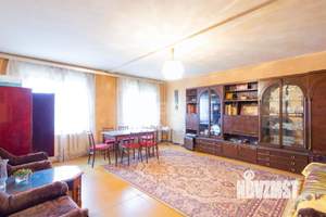 Дом 214м², 2-этажный, участок 5 сот.