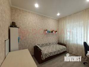 Дом 100м², 2-этажный, участок 3 сот.