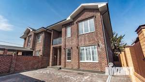 Дом 145м², 2-этажный, участок 2 сот.