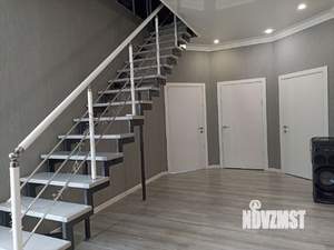 Дом 210м², 2-этажный, участок 6 сот.