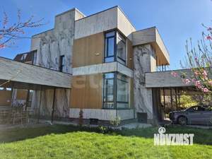 Дом 300м², 2-этажный, участок 6 сот.