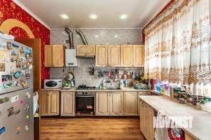 Дом 262м², 3-этажный, участок 3 сот.