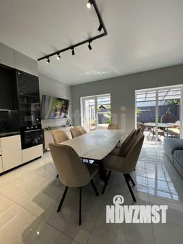 Дом 113м², 2-этажный, участок 3 сот.