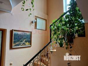 Дом 246м², 3-этажный, участок 6 сот.