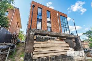 Дом 315м², 2-этажный, участок 5 сот.