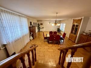 Дом 288м², 2-этажный, участок 4 сот.