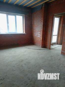 Дом 120м², 2-этажный, участок 5 сот.