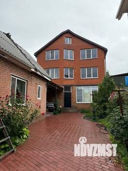 Дом 279м², 3-этажный, участок 3 сот.