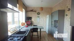 Дом 100м², 2-этажный, участок 3 сот.