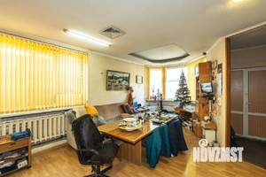 Дом 238м², 3-этажный, участок 2 сот.