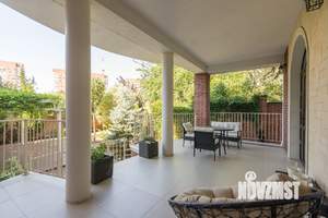 Дом 511м², 2-этажный, участок 7 сот.