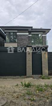 Дом 190м², 2-этажный, участок 3 сот.